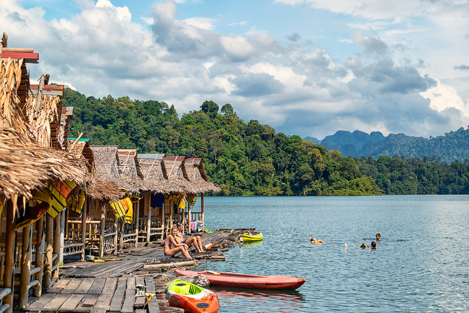 Cheow Lan lake - Decide how many days to stay in Khao Sok