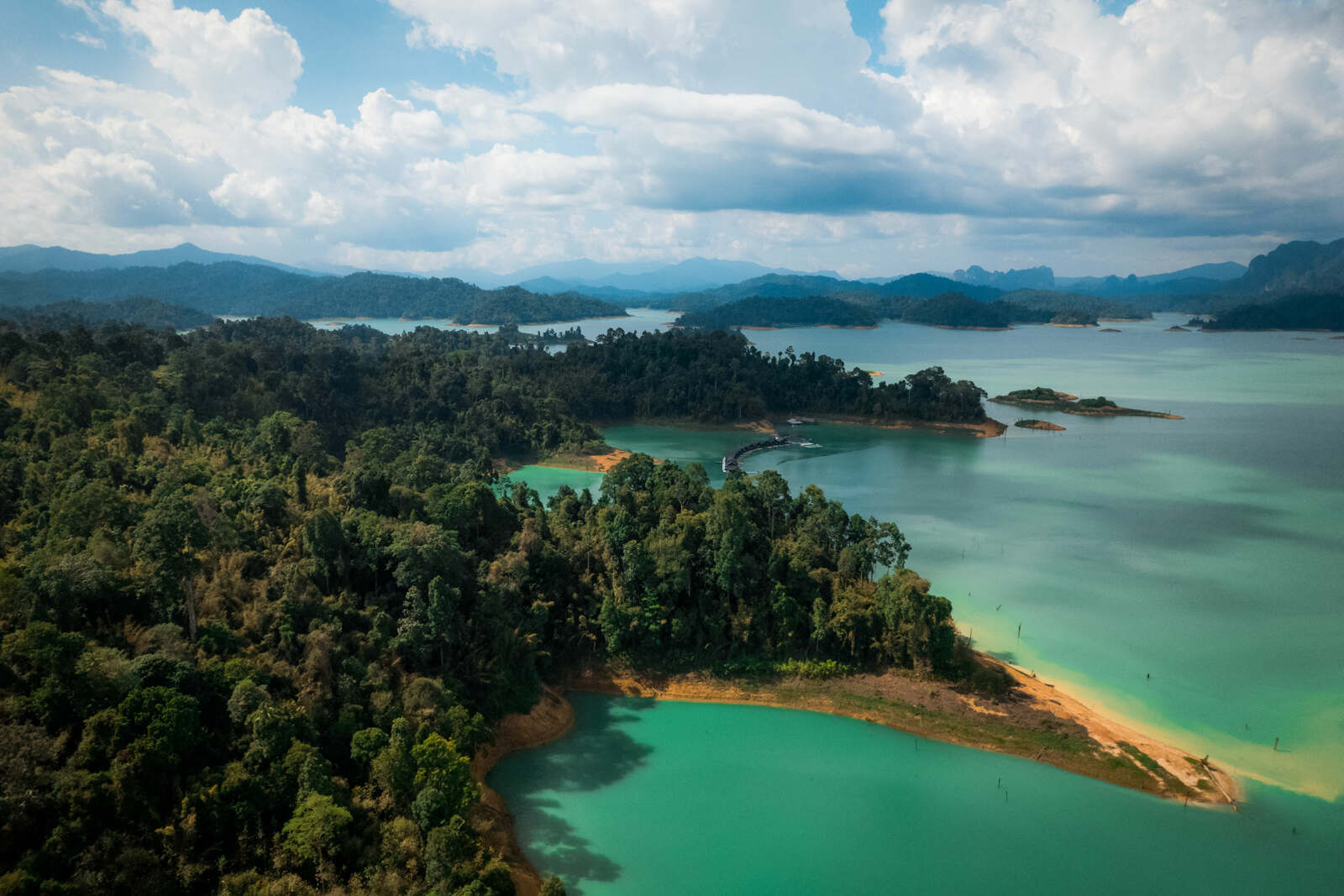 Khao Sok travel guide - view of the lake